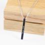 Regalos personalizados: Joyas personalizadas: Colgante de plata barra vertical grabada