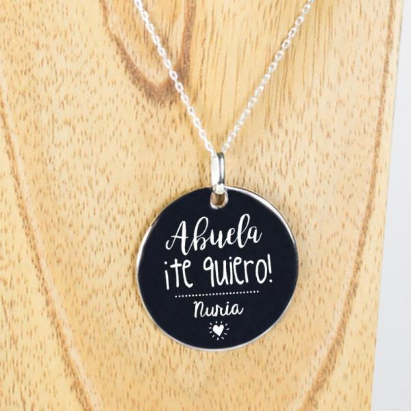 Colgante de plata grabado Abuela ¡Te quiero!