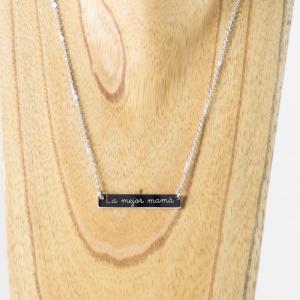 Colgante de plata horizontal grabado