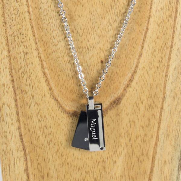 Colgante personalizado con placa negra