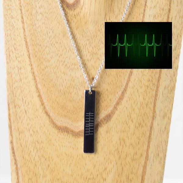 Colgante vertical personalizado 'Latidos'