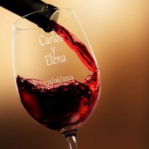 Copa de vino grabada