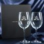 Regalos personalizados: Cristaler&iacute;a personalizada: Copas de vino con monograma grabado