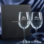 Regalos personalizados: Cristaler&iacute;a personalizada: Copas de vino grabadas Mr y Mrs