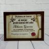 Diseño y decoración: Diploma pergamino al mejor profesional