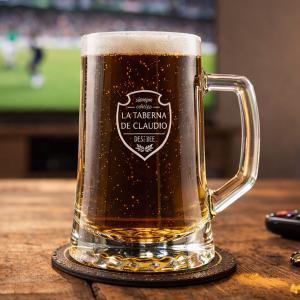 Jarra de cerveza grabada 'La taberna'