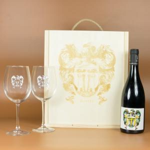 Kit personalizado con escudo