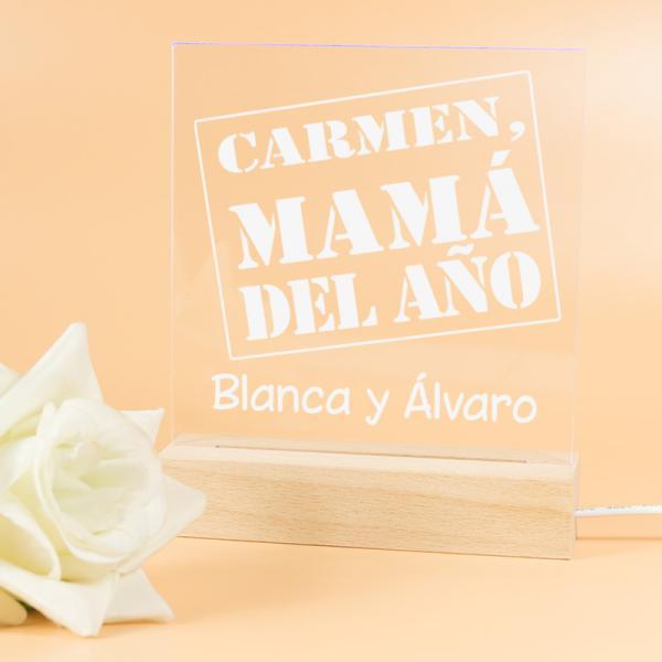 Lámpara led grabada 'Mamá del año'