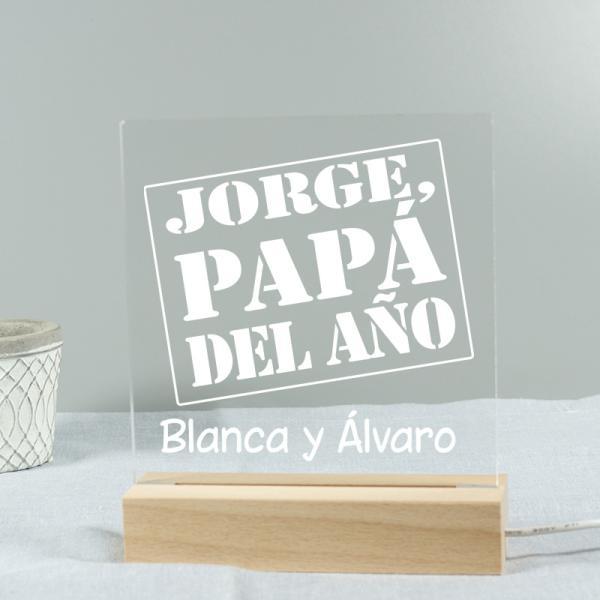 Lámpara led grabada 'Papá del año'