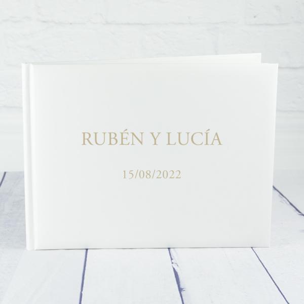 Libro de firmas grabado