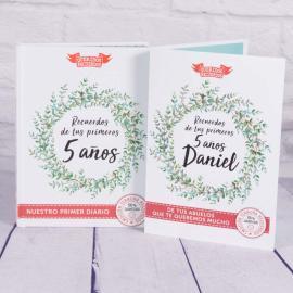 Libro 'Recuerdos de tus primeros 5 años' con tarjeta personalizada