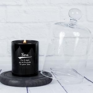 Vela grabada 'Nombre y dedicatoria' con campana de cristal