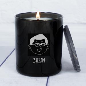 Vela grabada 'Familia Molona'