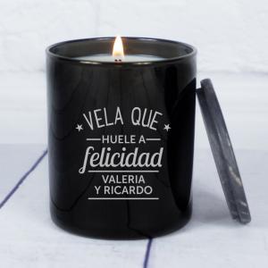 Vela grabada 'Huele a felicidad'