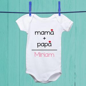 Body o camiseta infantil 'papá+mamá' personalizada