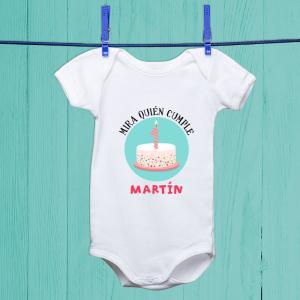 Body personalizado 'Mira quien cumple'