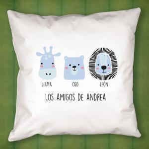 Cojín animalitos personalizado