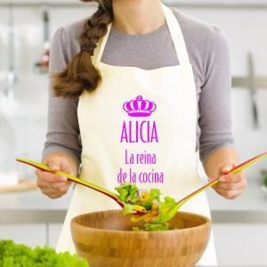 Delantal 'La reina de la cocina' personalizado