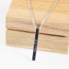 Joyas personalizadas: Colgante de plata barra vertical grabada Joyas personalizadas: Colgante de plata barra vertical grabada