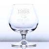 Cristalería personalizada: Copa de Coñac grabada 'Año de nacimiento' Cristalería personalizada: Copa de Coñac grabada 'Año de nacimiento'