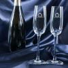 Cristalería personalizada: Copas de cava con un escudo grabado Cristalería personalizada: Copas de cava con un escudo grabado