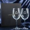 Cristalería personalizada: Copas de vino con dos escudos grabado Cristalería personalizada: Copas de vino con dos escudos grabado