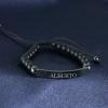 Joyas personalizadas: Pulsera con bolitas y chapa negra grabada Joyas personalizadas: Pulsera con bolitas y chapa negra grabada