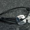 Joyas personalizadas: Pulsera de plata ficha cuadrada personalizada Joyas personalizadas: Pulsera de plata ficha cuadrada personalizada