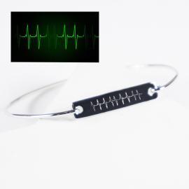 Brazalete de plata personalizado 'Latidos' Brazalete de plata personalizado 'Latidos'