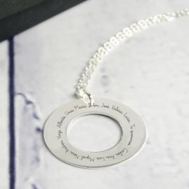 Colgante ficha de plata grabada para profe Colgante ficha de plata grabada para profe