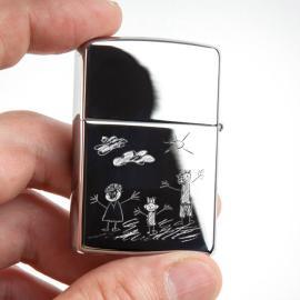 Mechero Zippo grabado con el dibujo de tu hijo Mechero Zippo grabado con el dibujo de tu hijo
