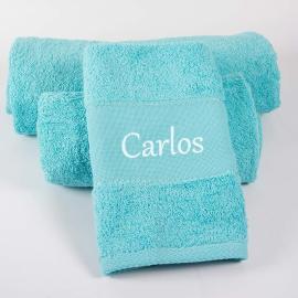Set de tres toallas bordadas Set de tres toallas bordadas