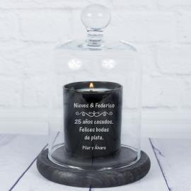 Vela grabada con dedicatoria con campana de cristal Vela grabada con dedicatoria con campana de cristal