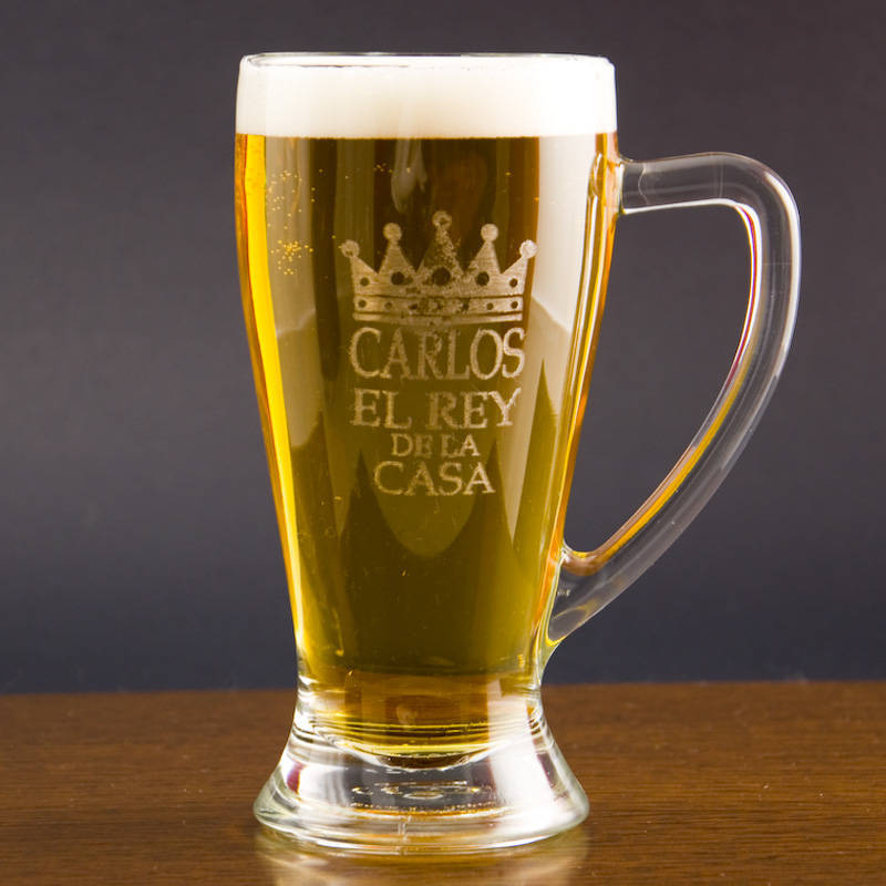 Regalos personalizados: Cristalería personalizada: Jarra de cerveza Baviera para el rey de la casa