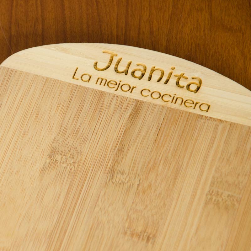 Tabla de madera grabada