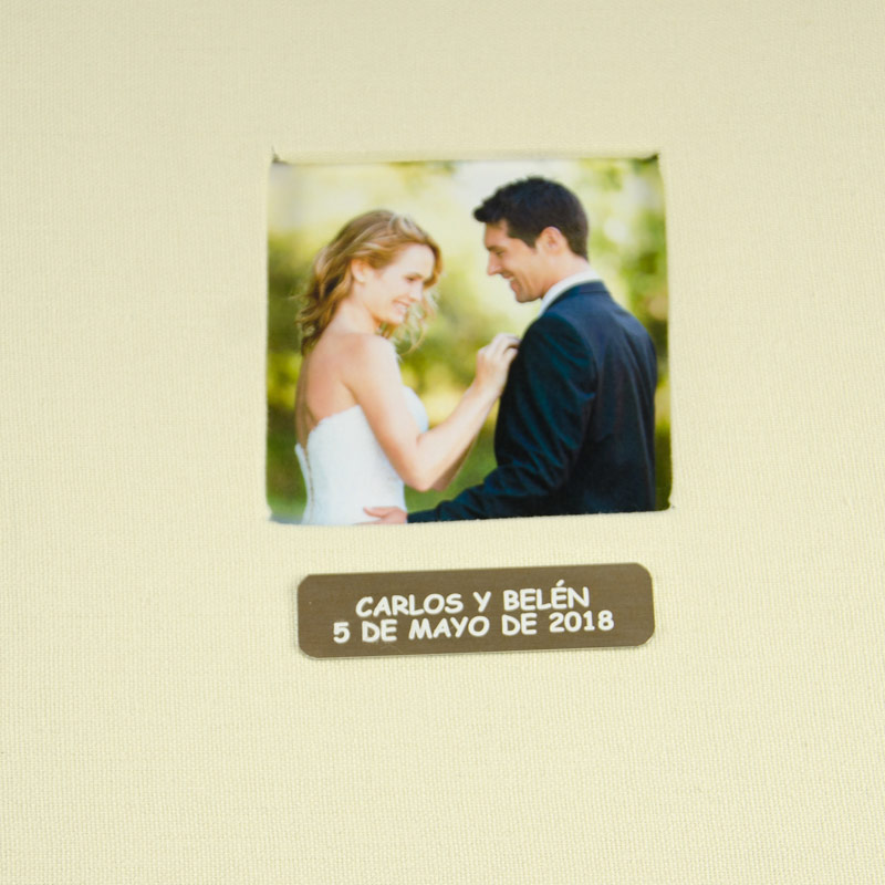 Regalos personalizados: Regalos con nombre: &Aacute;lbum de fotos boda grabado