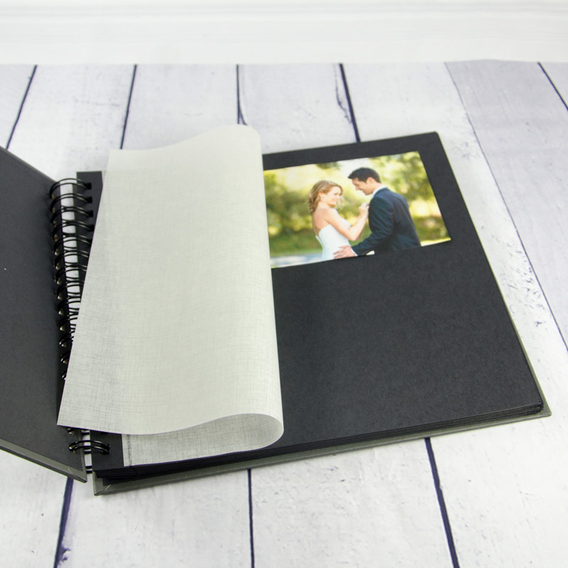 Regalos personalizados: Regalos con nombre: Álbum de fotos grabado para boda