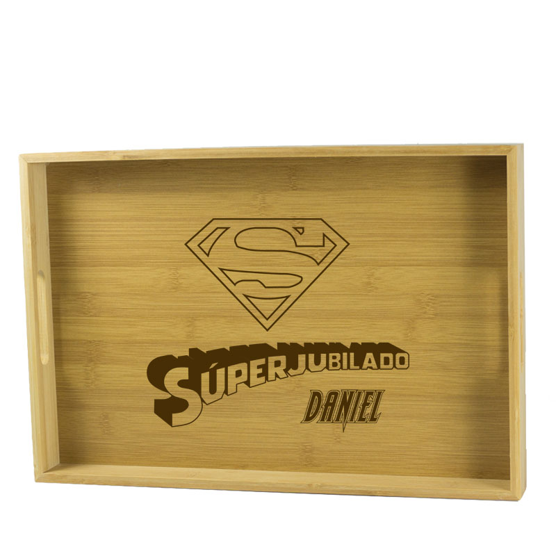 Regalos personalizados: Diseño y decoración: Bandeja Súperjubilad@ grabada Regalos personalizados: Diseño y decoración: Bandeja Súperjubilad@ grabada