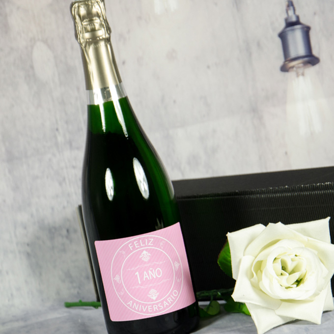 Regalos personalizados: Bebidas personalizadas: Botella de champán especial aniversarios