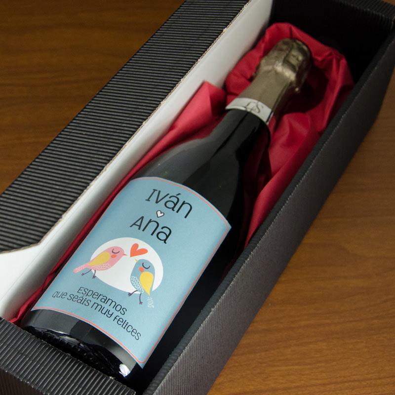 Regalos personalizados: Bebidas personalizadas: Botella de champán especial novios