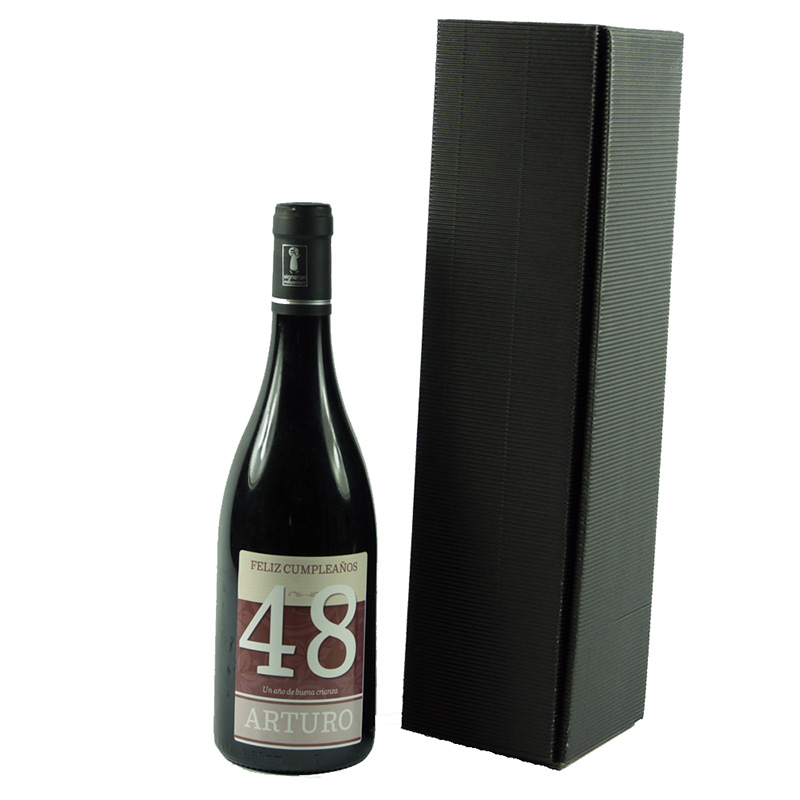 Regalos personalizados: Bebidas personalizadas: Botella de vino con etiqueta especial años