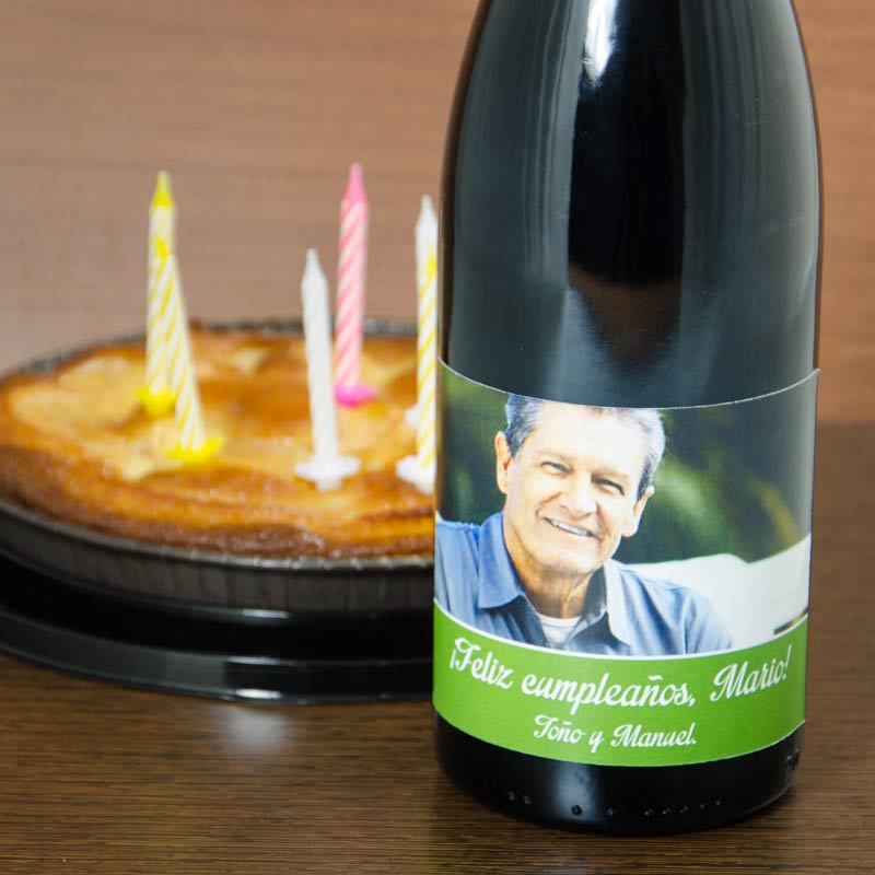 Regalos personalizados: Bebidas personalizadas: Botella de vino cumpleaños con foto