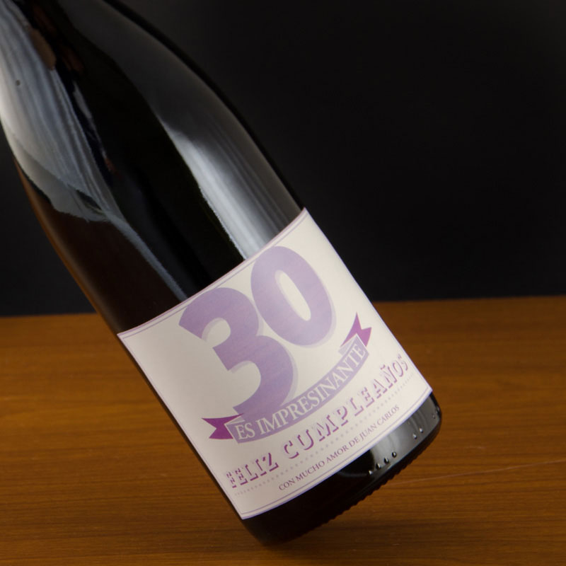 Regalos personalizados: Bebidas personalizadas: Botella de vino especial 30 años