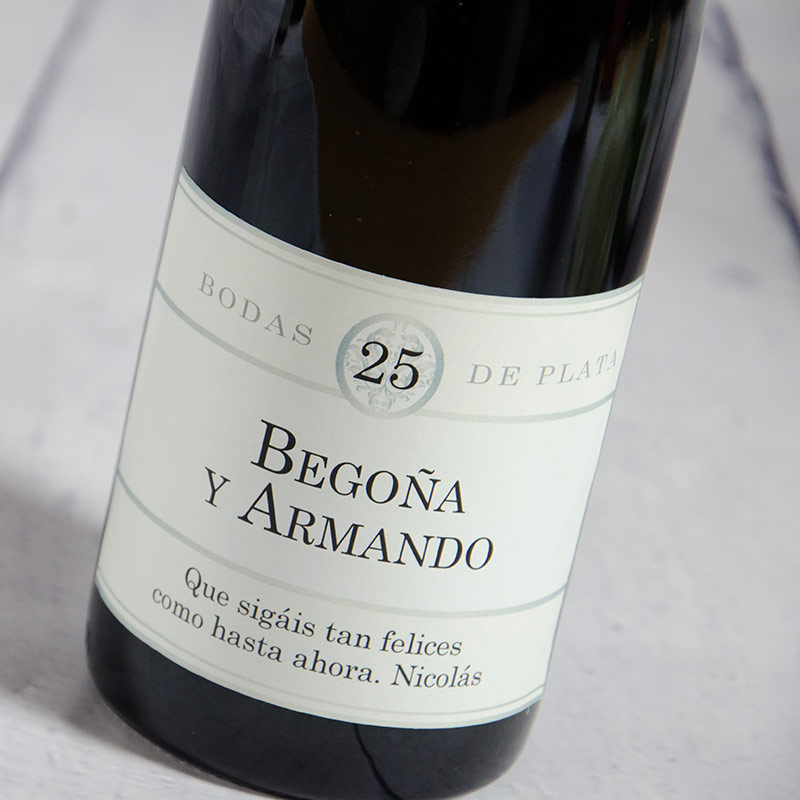 Regalos personalizados: Bebidas personalizadas: Botella de vino especial Bodas de Plata