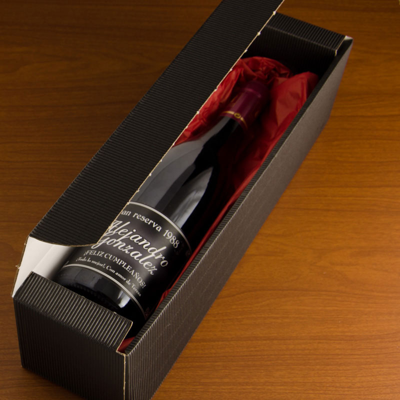 Regalos personalizados: Bebidas personalizadas: Botella de vino etiqueta Gran Reserva 'Cumpleaños'