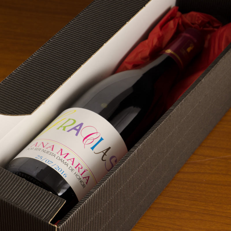 Regalos personalizados: Bebidas personalizadas: Botella de vino para dama de honor