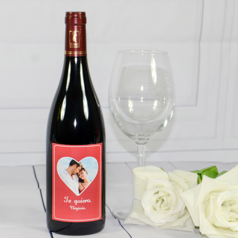 Regalos personalizados: Bebidas personalizadas: Botella de vino para enamorados