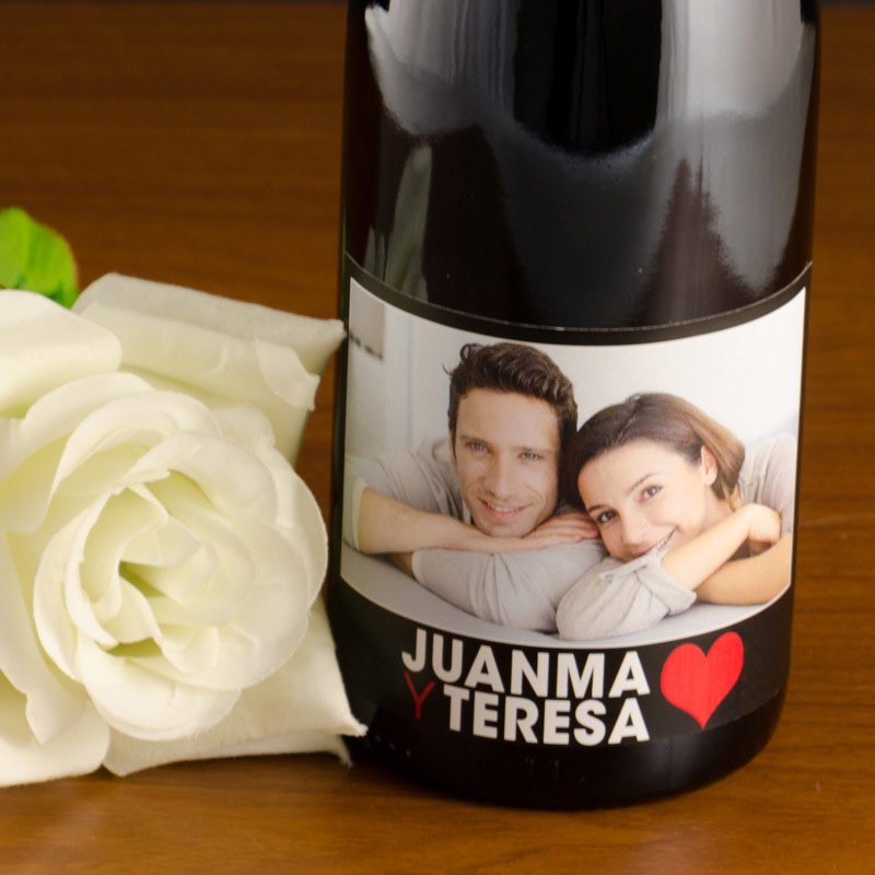 Regalos personalizados: Bebidas personalizadas: Botella de vino personalizada Amor con foto