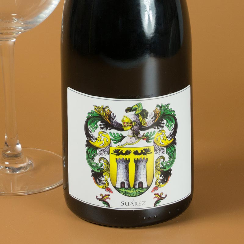 Regalos personalizados: Bebidas personalizadas: Botella de vino personalizada con escudo