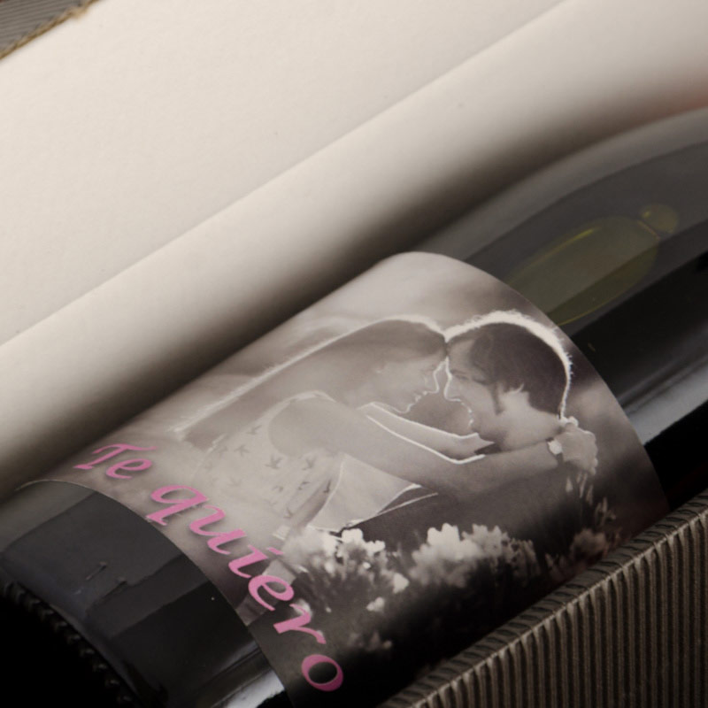 Regalos personalizados: Bebidas personalizadas: Botella de vino personalizada con foto